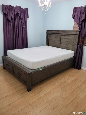 20 Georges Court Waterbury CT 06708
