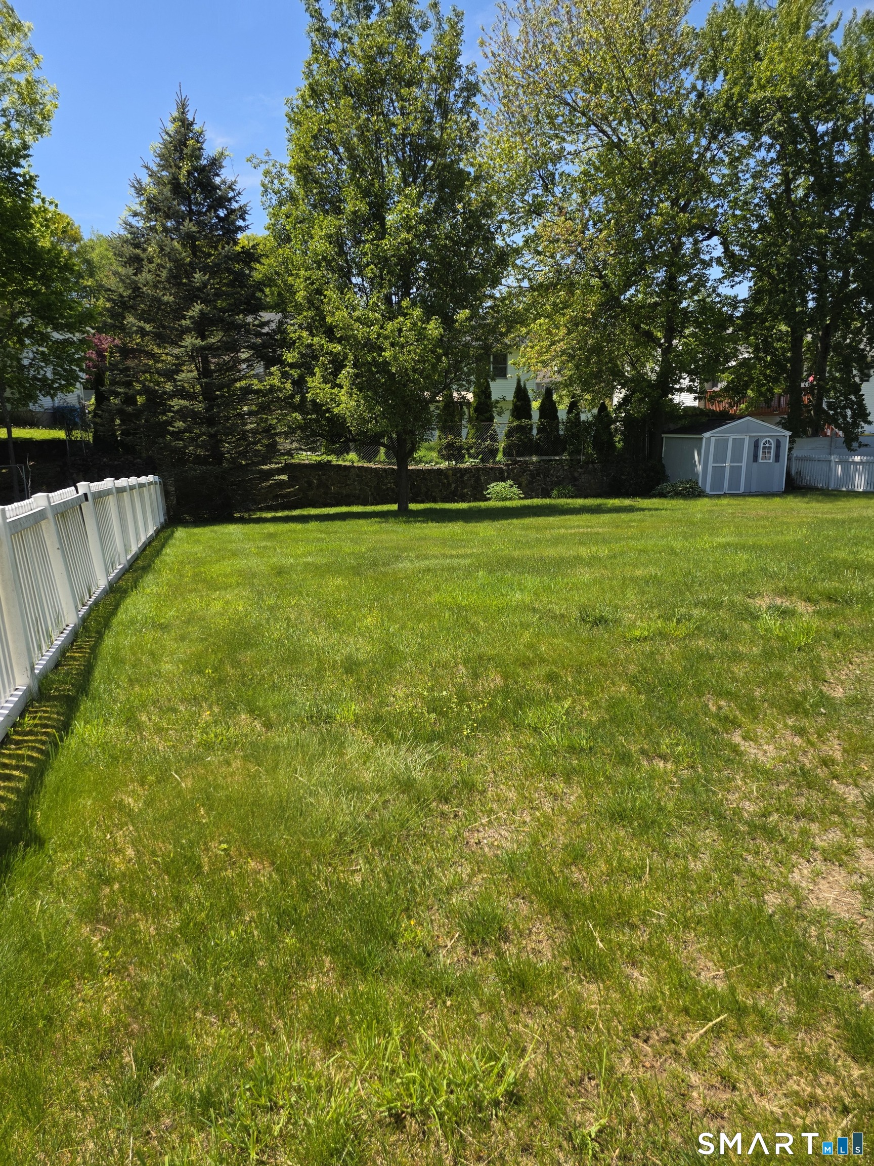 20 Georges Court Waterbury CT 06708