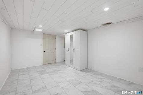 24 Hollow Wood Lane Greenwich CT 06831