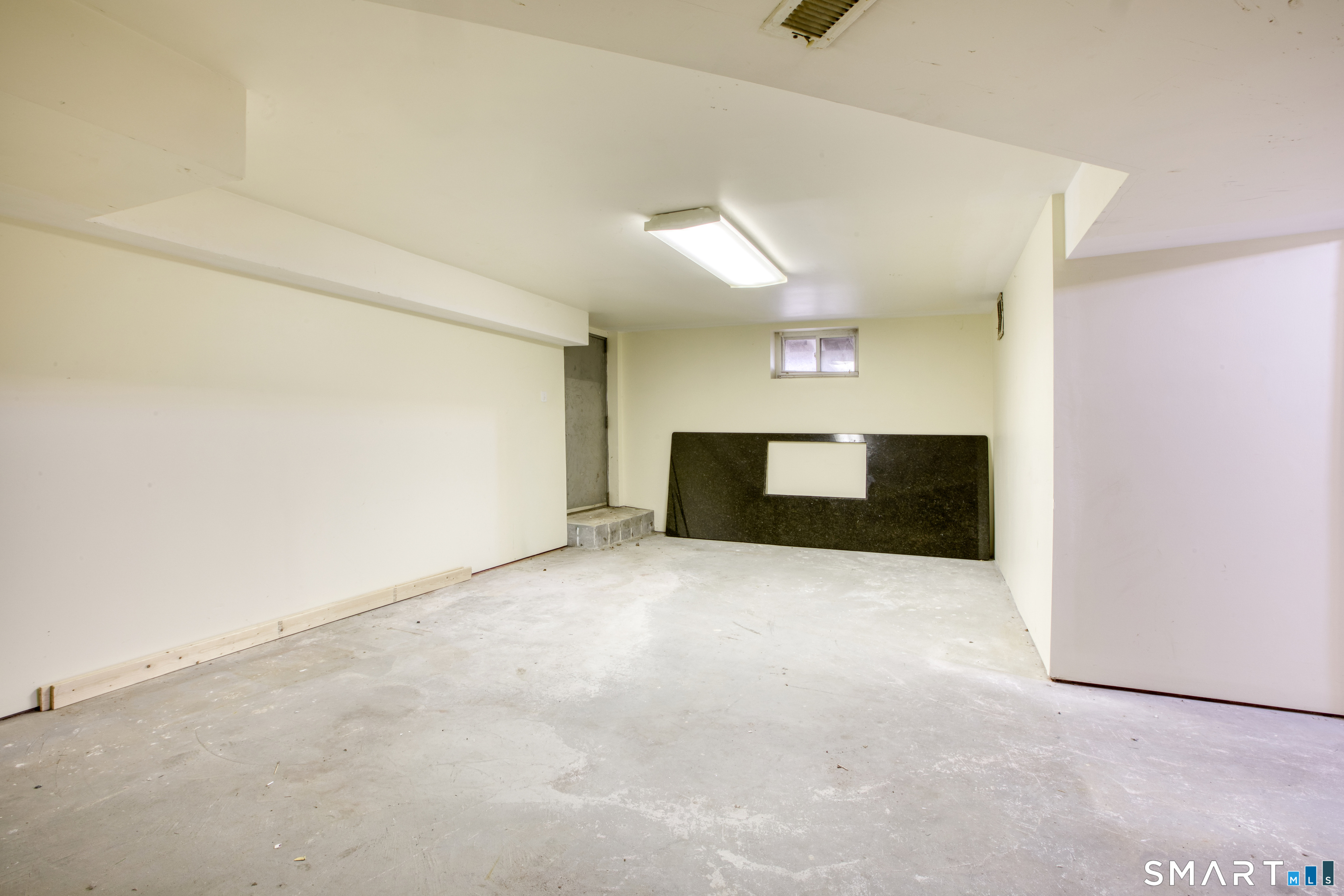24 Hollow Wood Lane Greenwich CT 06831