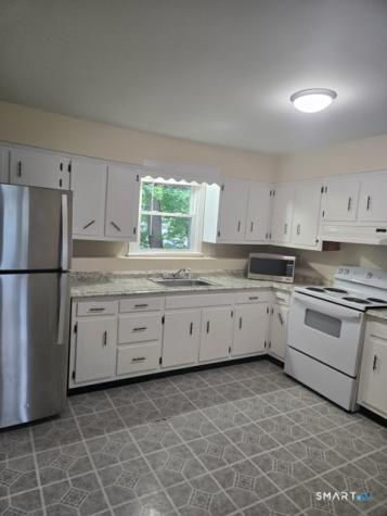 3 Quien Street Danbury CT 06811