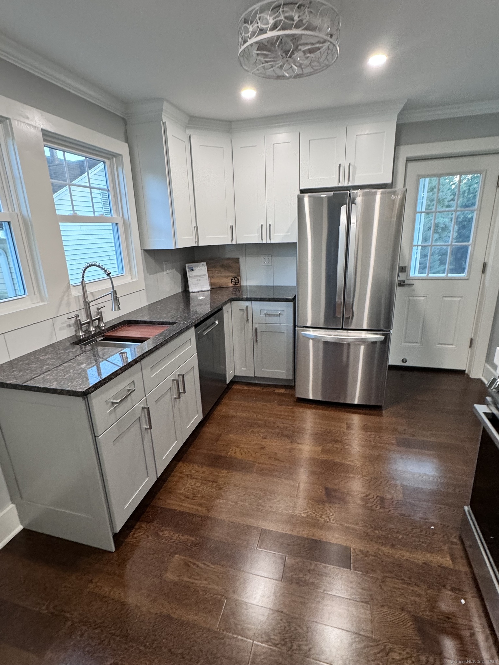 12 Fowler Street Stamford CT 06905