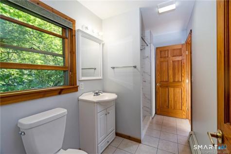 222 State Route 37 Route New Fairfield CT 06812