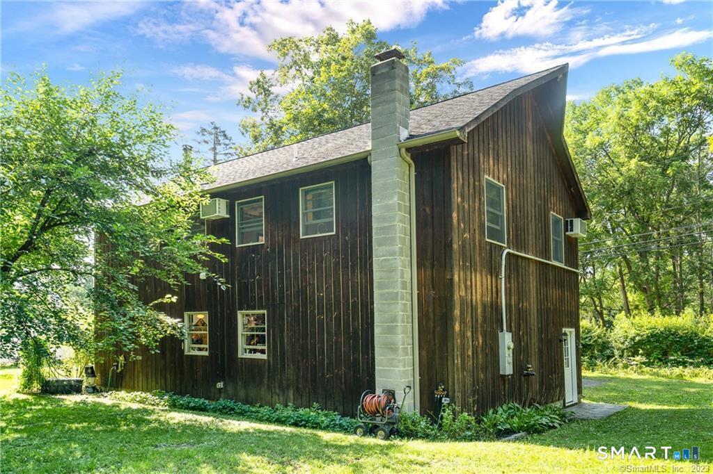 222 State Route 37 Route New Fairfield CT 06812