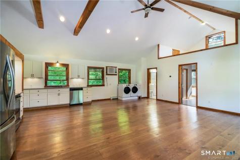222 State Route 37 Route New Fairfield CT 06812