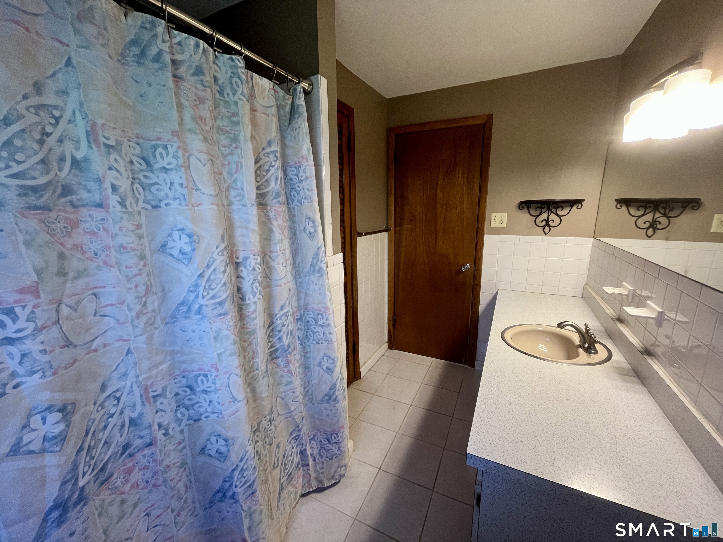 35 Warsaw Street Fairfield CT 06825