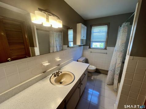 35 Warsaw Street Fairfield CT 06825