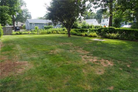 35 Warsaw Street Fairfield CT 06825