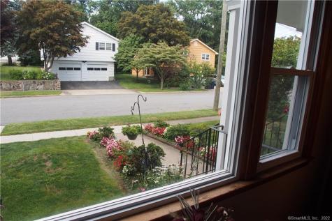 35 Warsaw Street Fairfield CT 06825