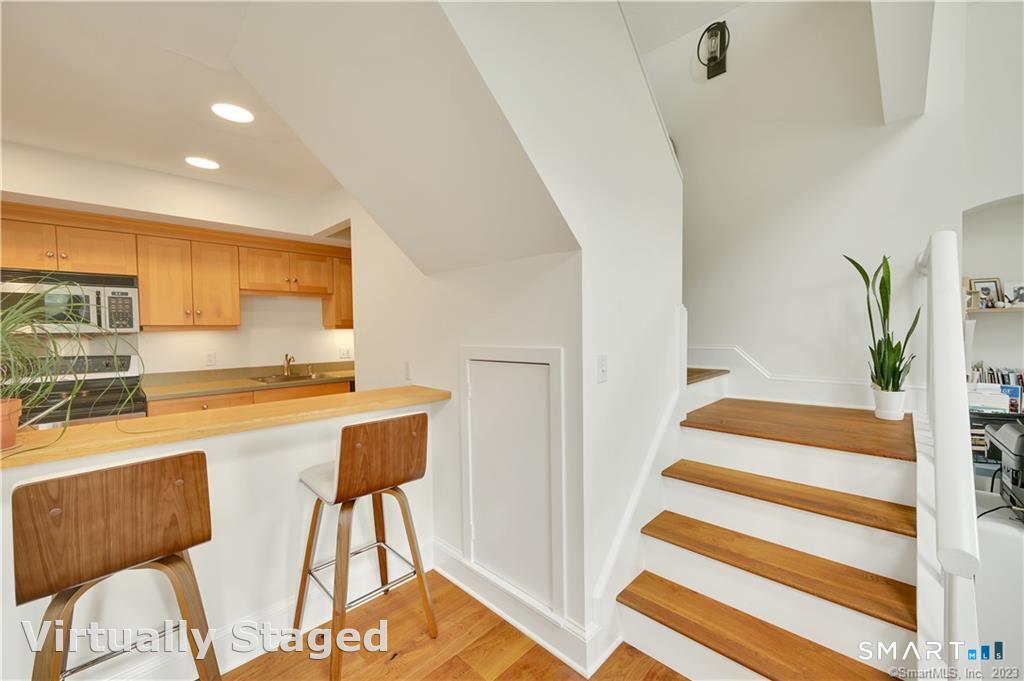6 School Street Stonington CT 06355