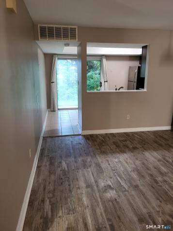 4 Manorwood Drive Branford CT 06405