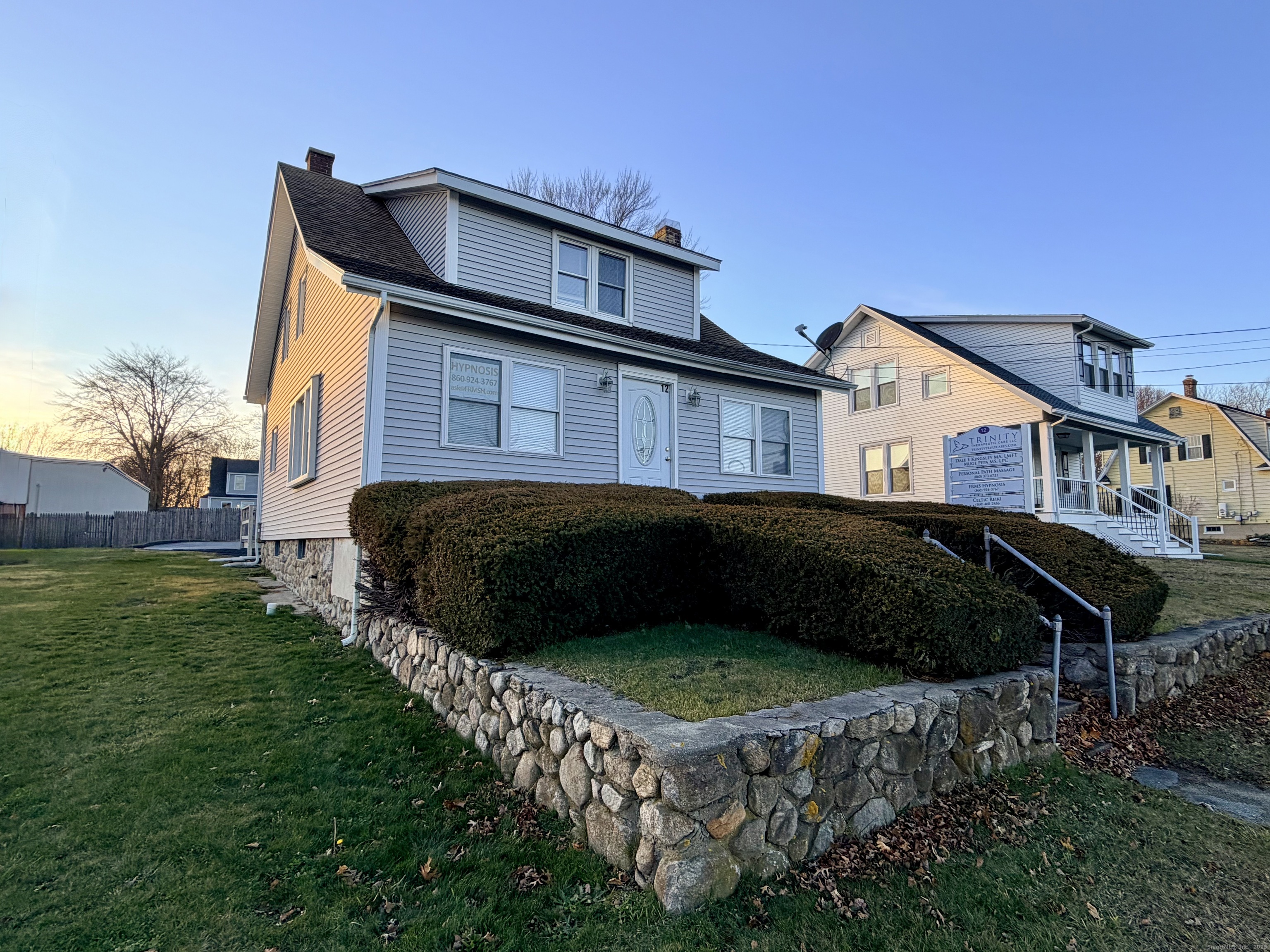 12 Clark Lane Waterford CT 06385