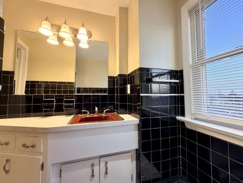 12 Clark Lane Waterford CT 06385