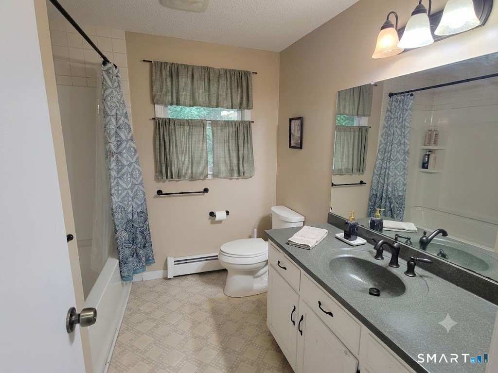 51 Riverside Drive South Windsor CT 06074