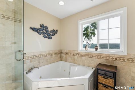 181 Martha Way Thomaston CT 06787