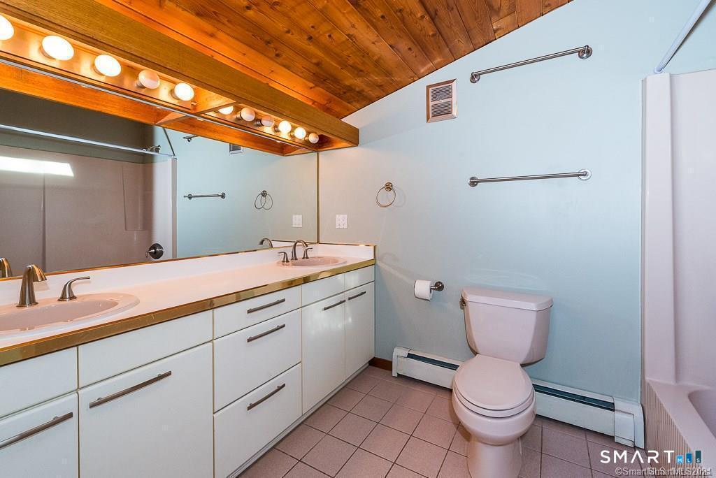 80 Skyline Drive Groton CT 06340