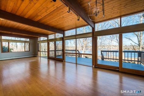 80 Skyline Drive Groton CT 06340