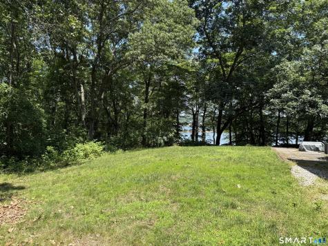 80 Skyline Drive Groton CT 06340
