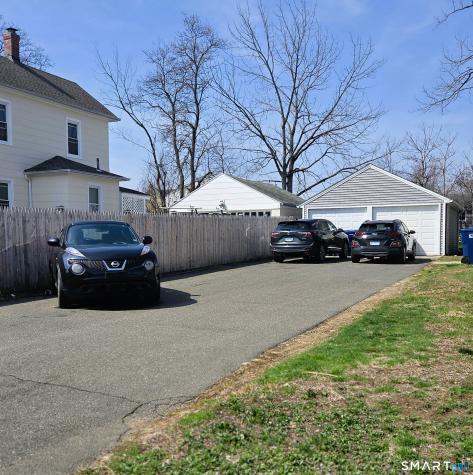 14 Meadow Street Ansonia CT 06401
