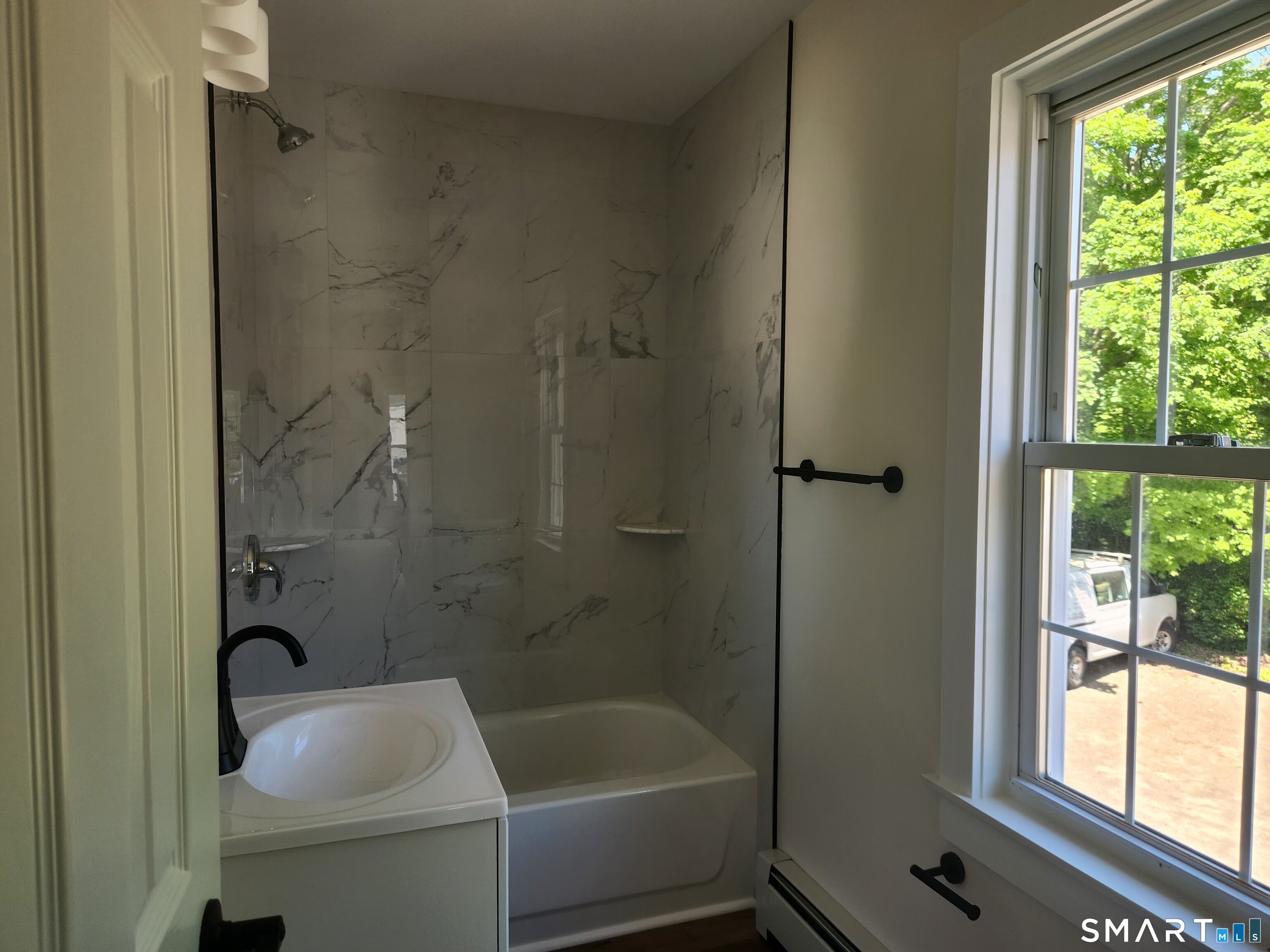 82 State Street Guilford CT 06437