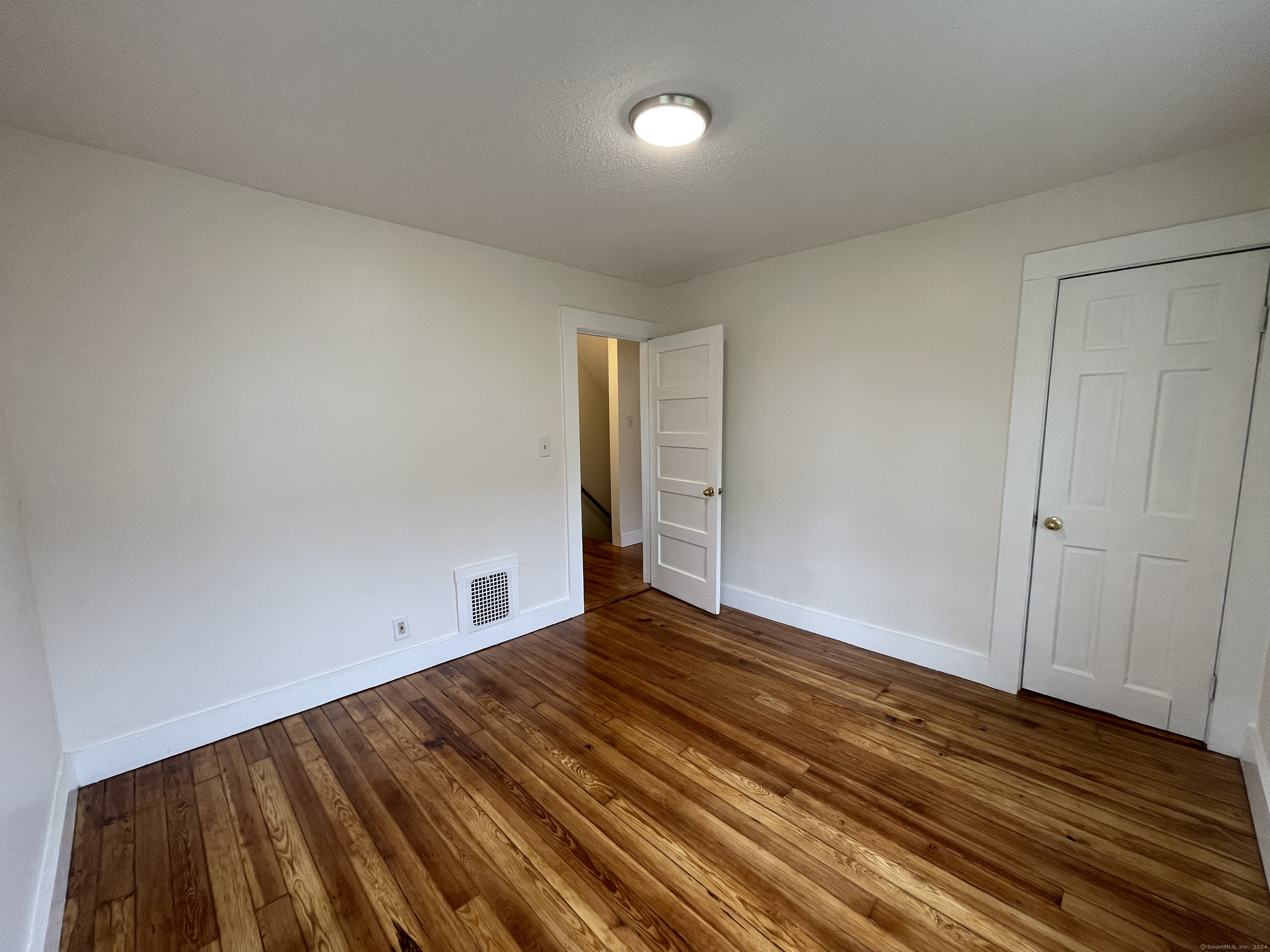 51 Hamlin Street Manchester CT 06040