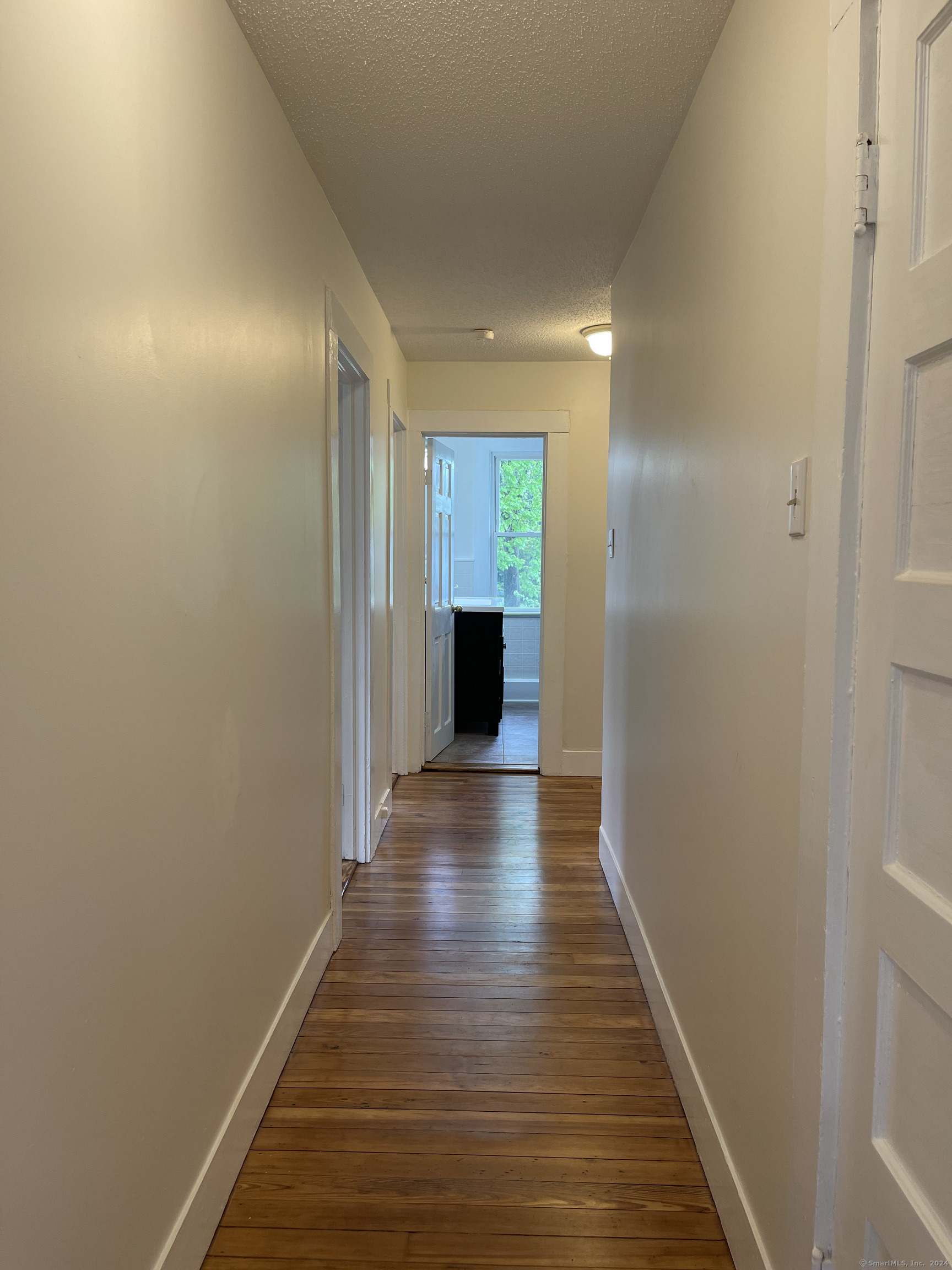 51 Hamlin Street Manchester CT 06040