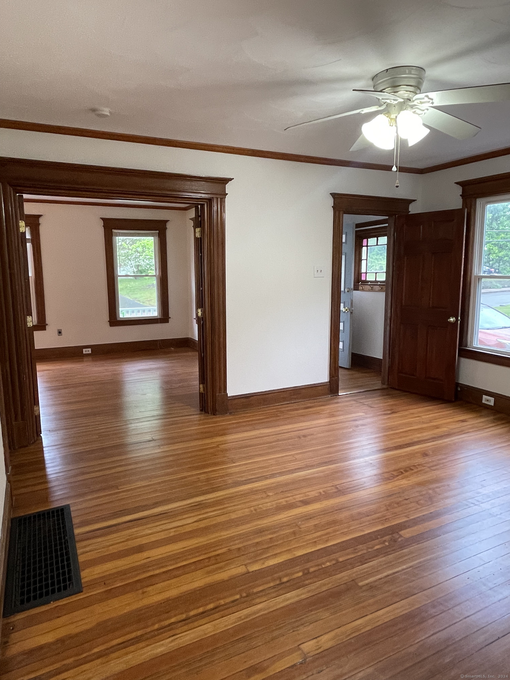51 Hamlin Street Manchester CT 06040
