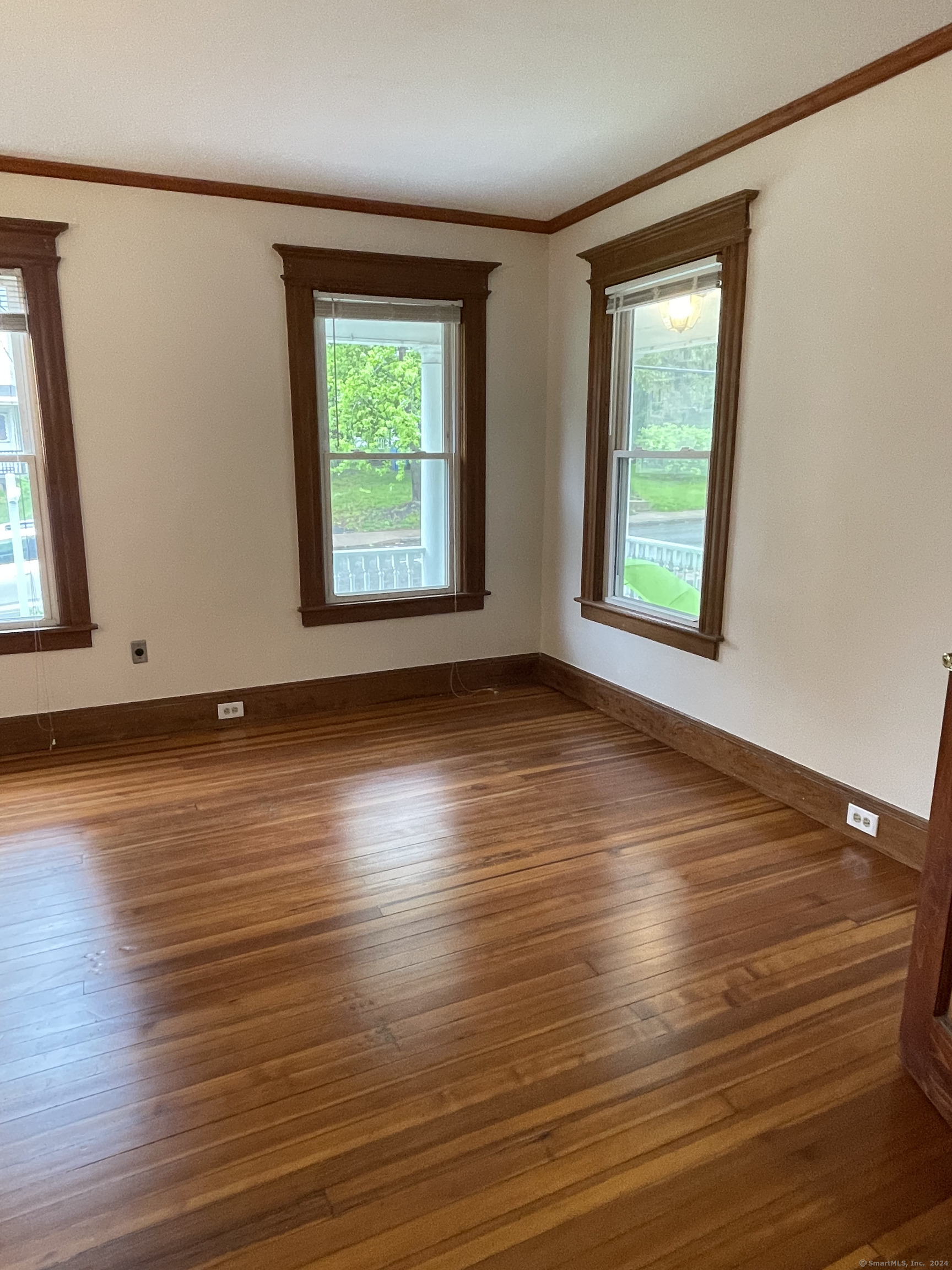 51 Hamlin Street Manchester CT 06040