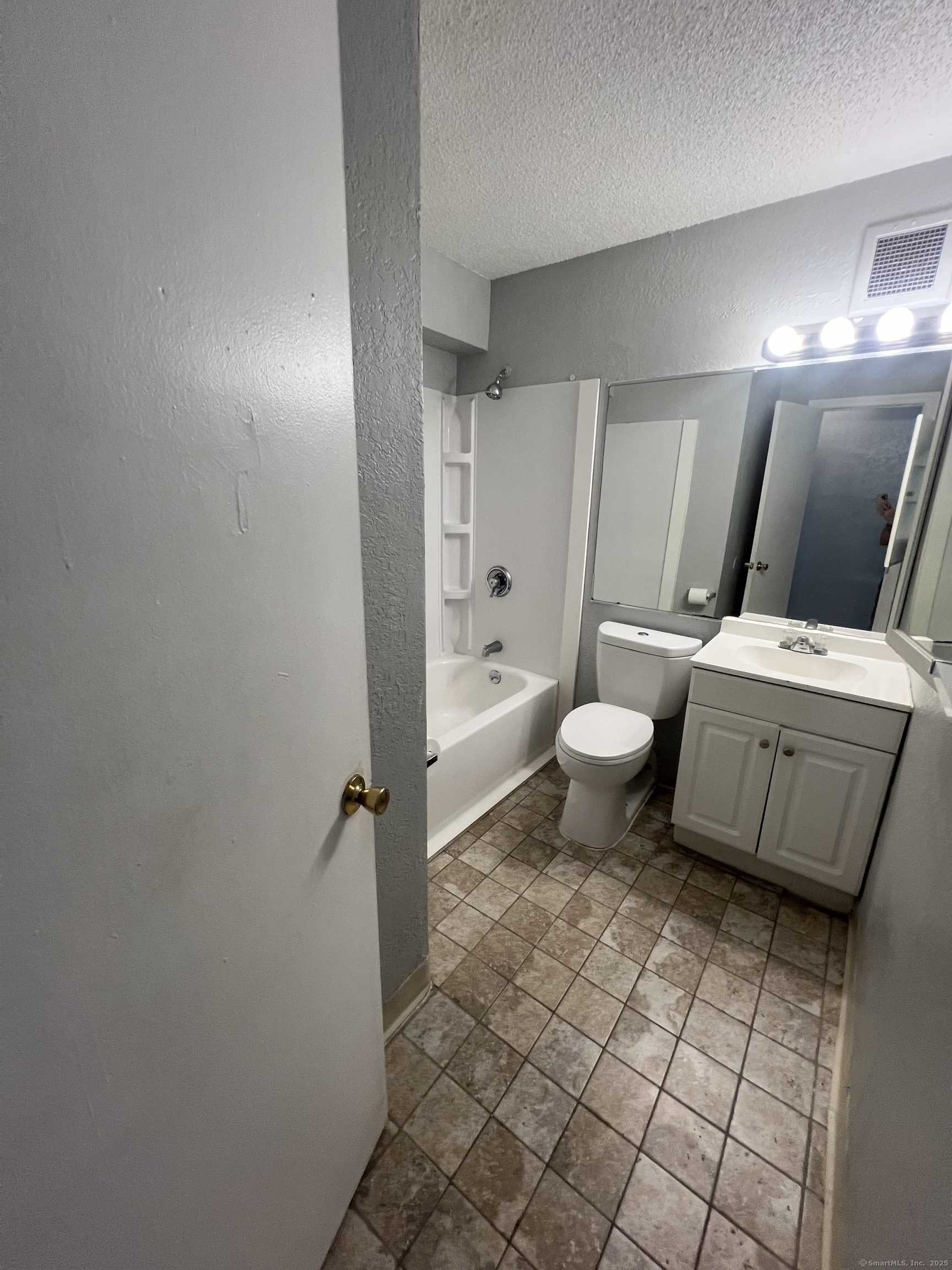 1412 East Street New Britain CT 06053