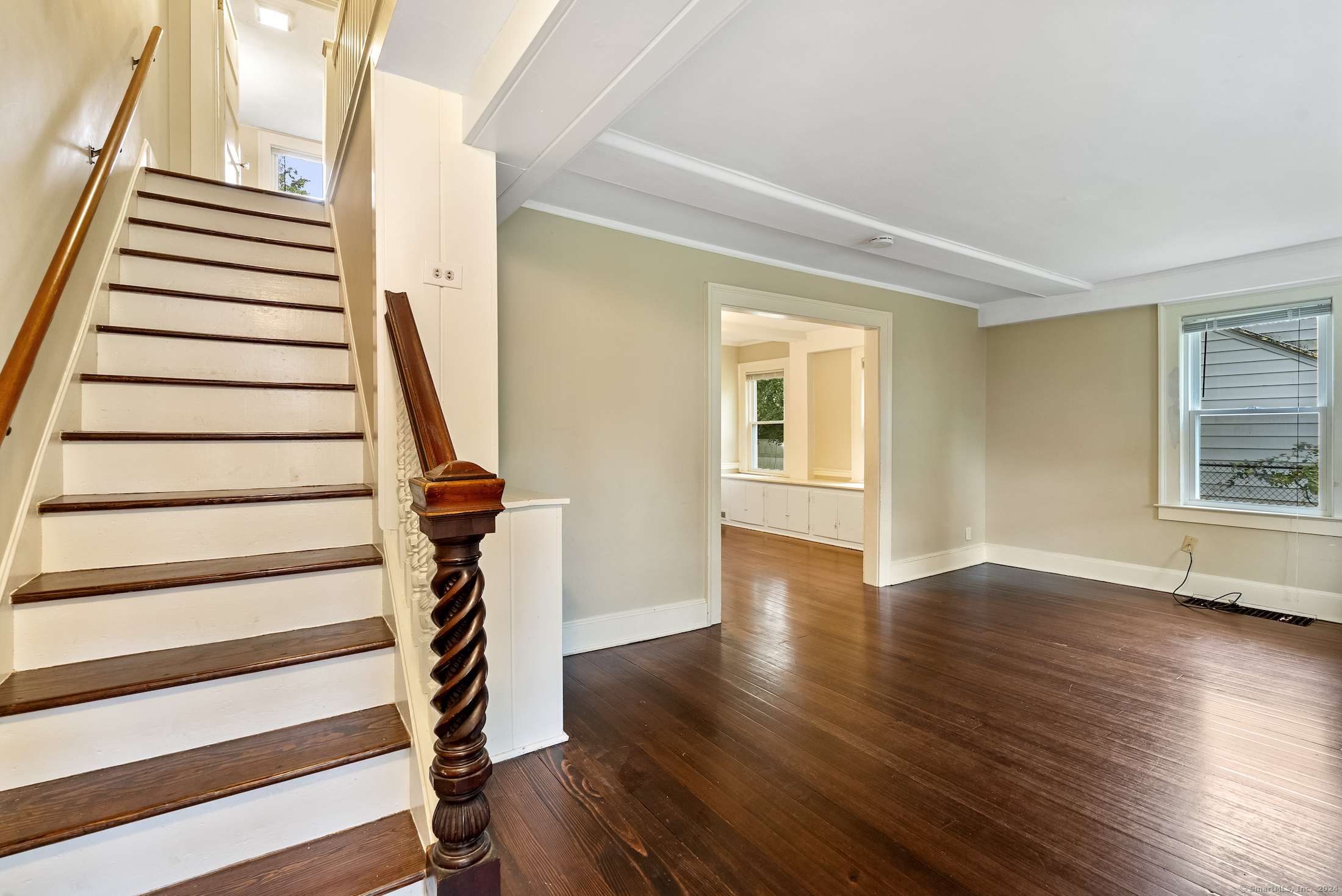 148 Woodrow Street West Hartford CT 06107