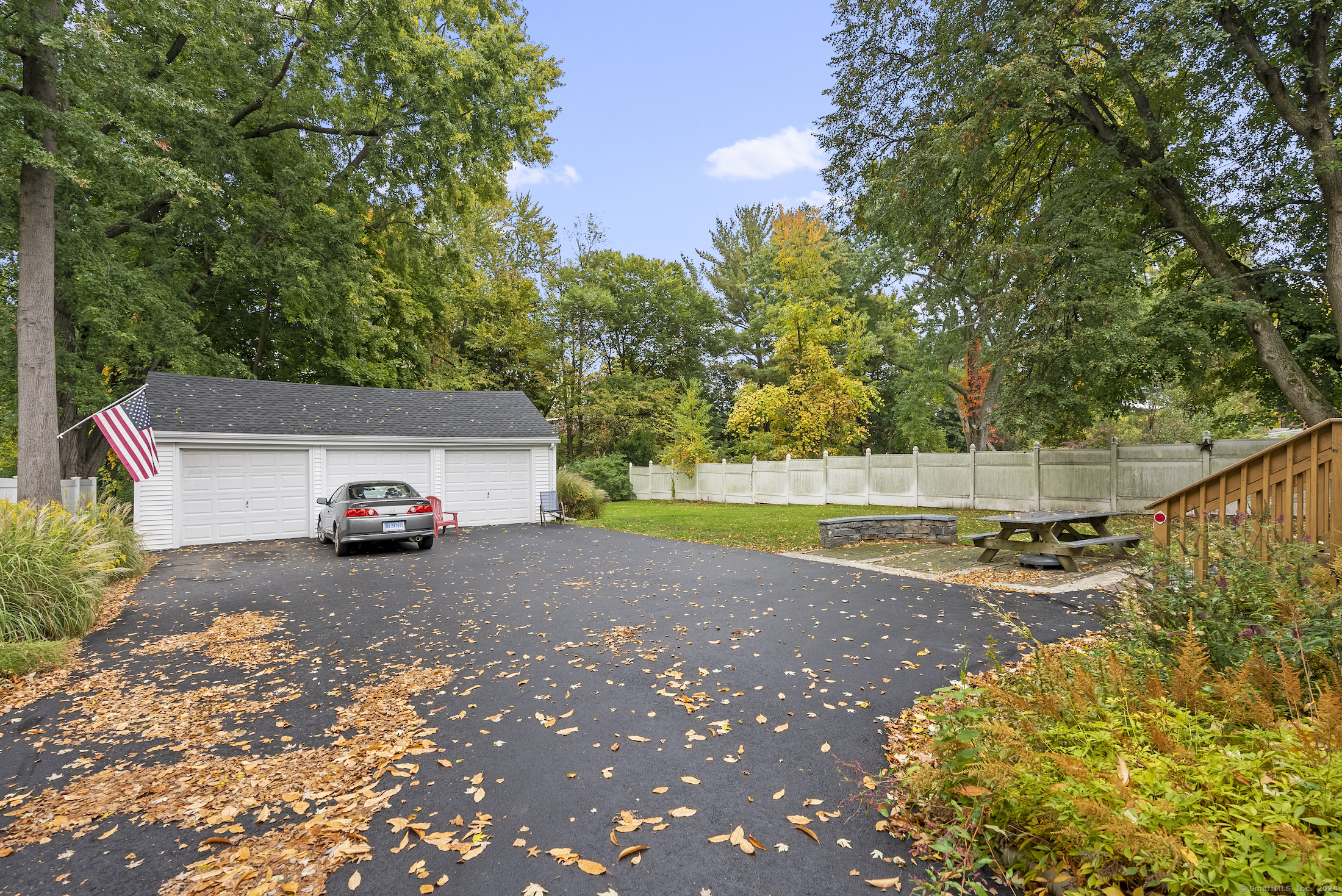 148 Woodrow Street West Hartford CT 06107