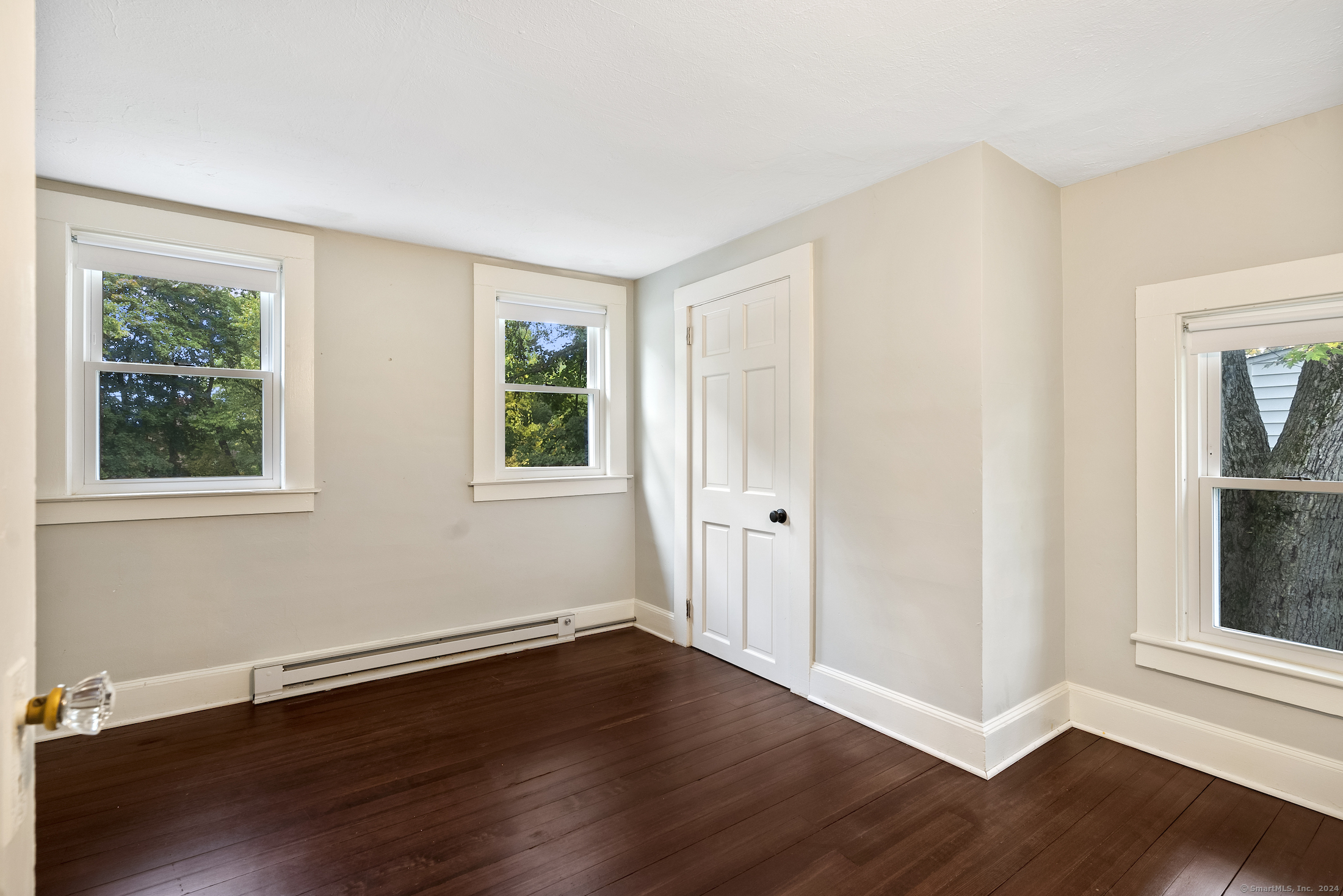 148 Woodrow Street West Hartford CT 06107