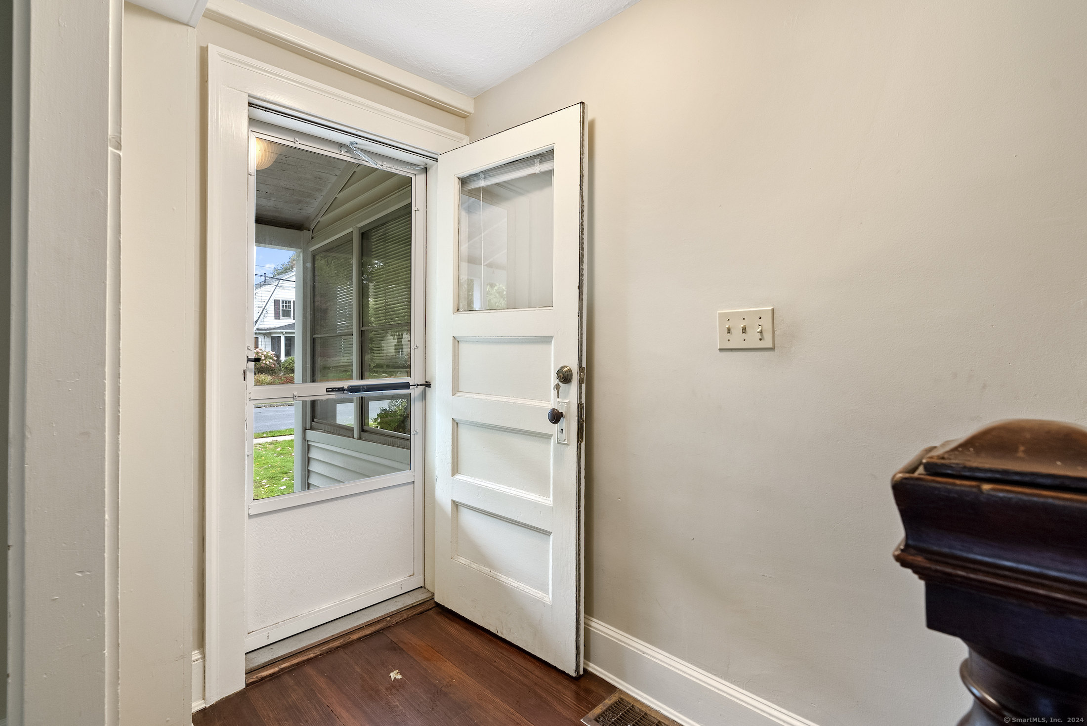 148 Woodrow Street West Hartford CT 06107