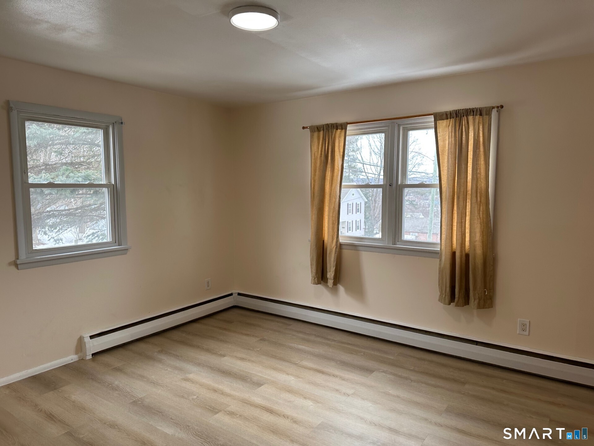 287 East Road Bristol CT 06010