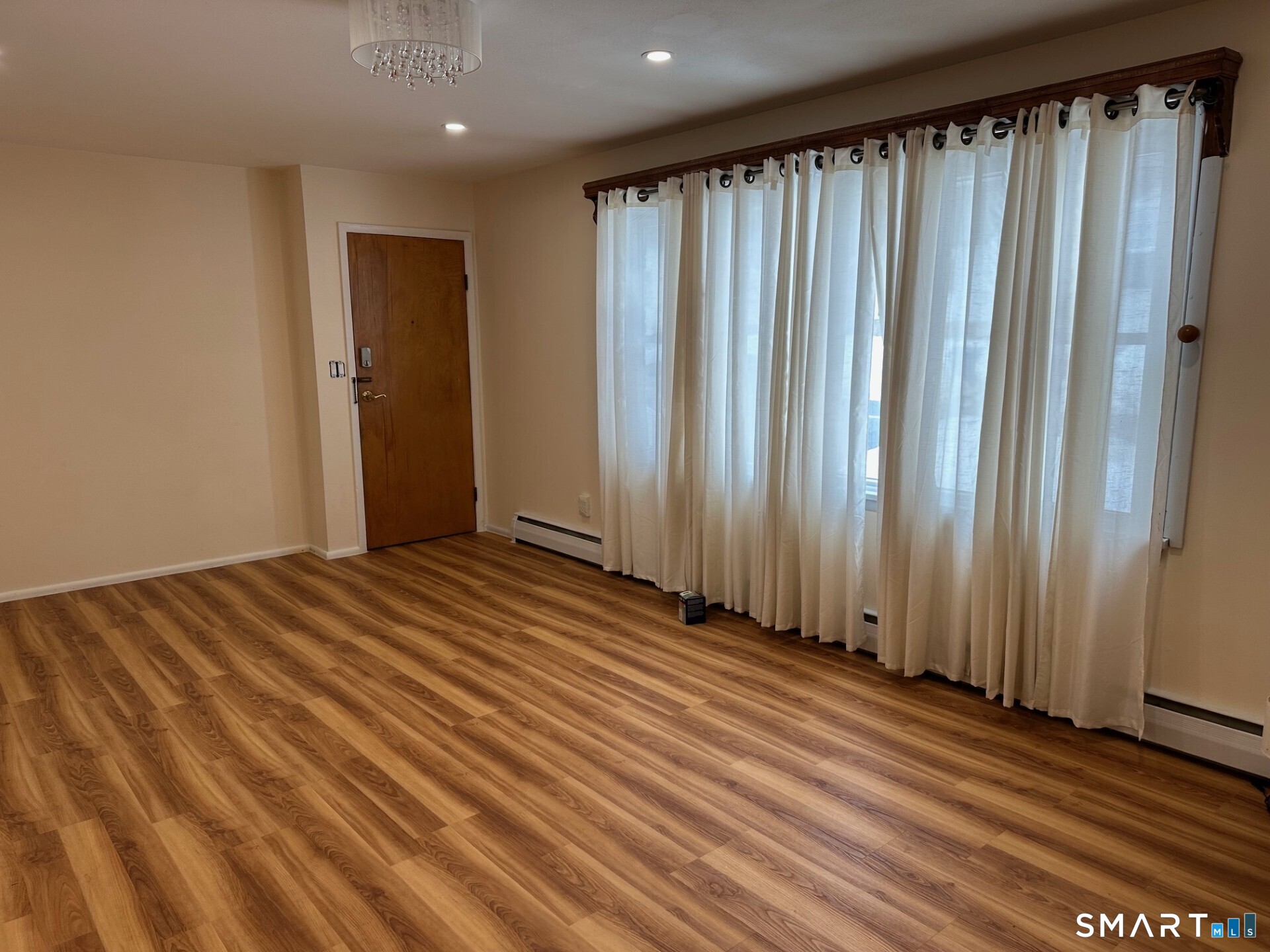 287 East Road Bristol CT 06010