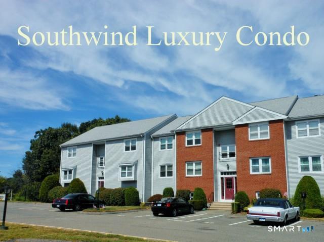 Milford CT, 47 Southwind Lane, Unit 47