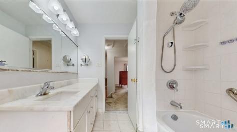 85 Salem Walk Milford CT 06460