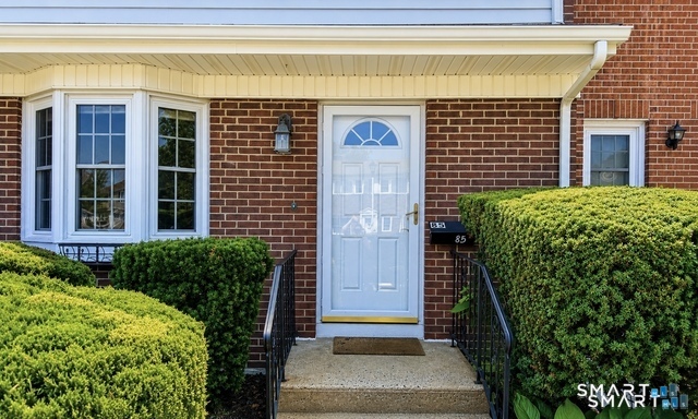 85 Salem Walk Milford CT 06460