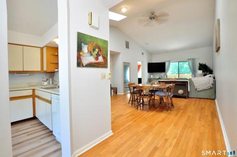 30 Simsbury Landing Simsbury CT 06070