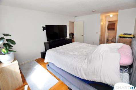 30 Simsbury Landing Simsbury CT 06070