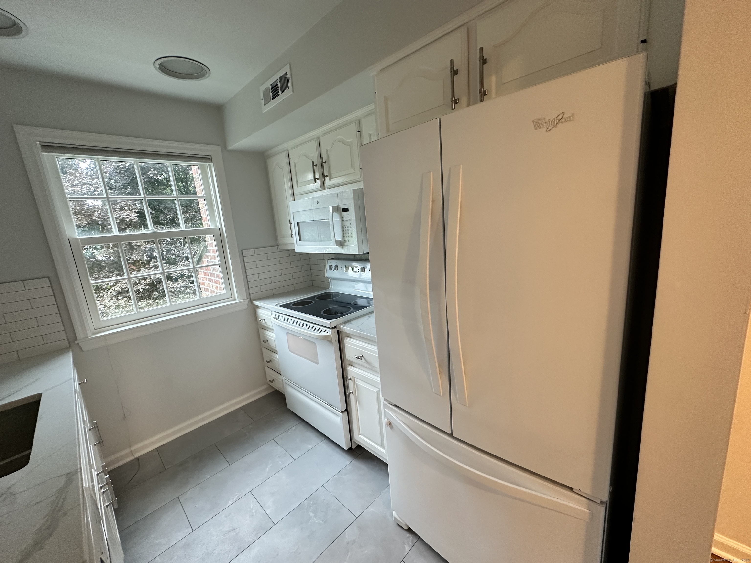 11 Pond Lane Darien CT 06820