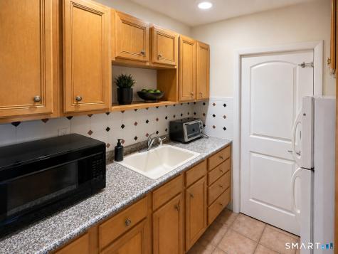 47 East Maple Street New Canaan CT 06840