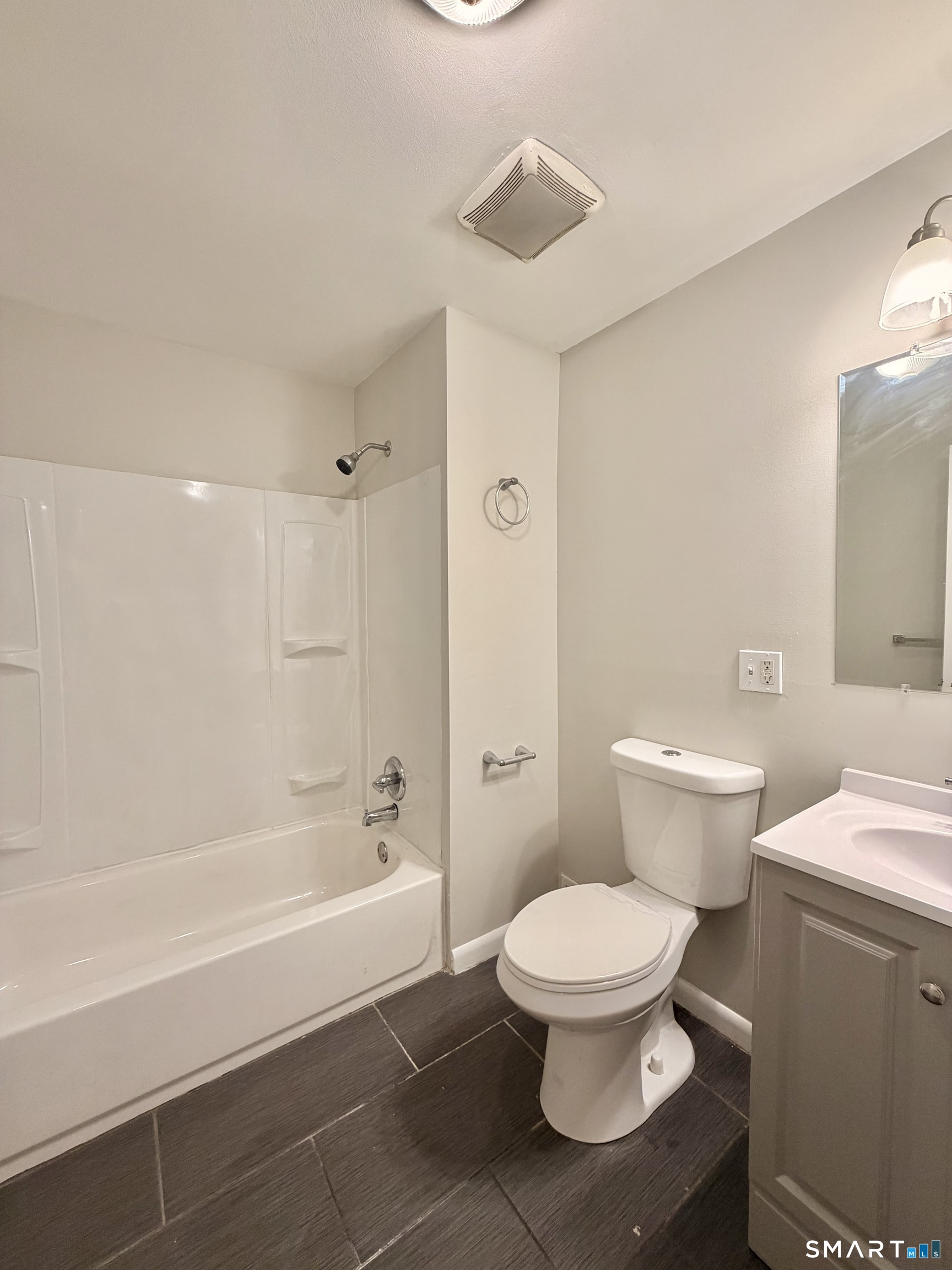 736 Savin Avenue West Haven CT 06516