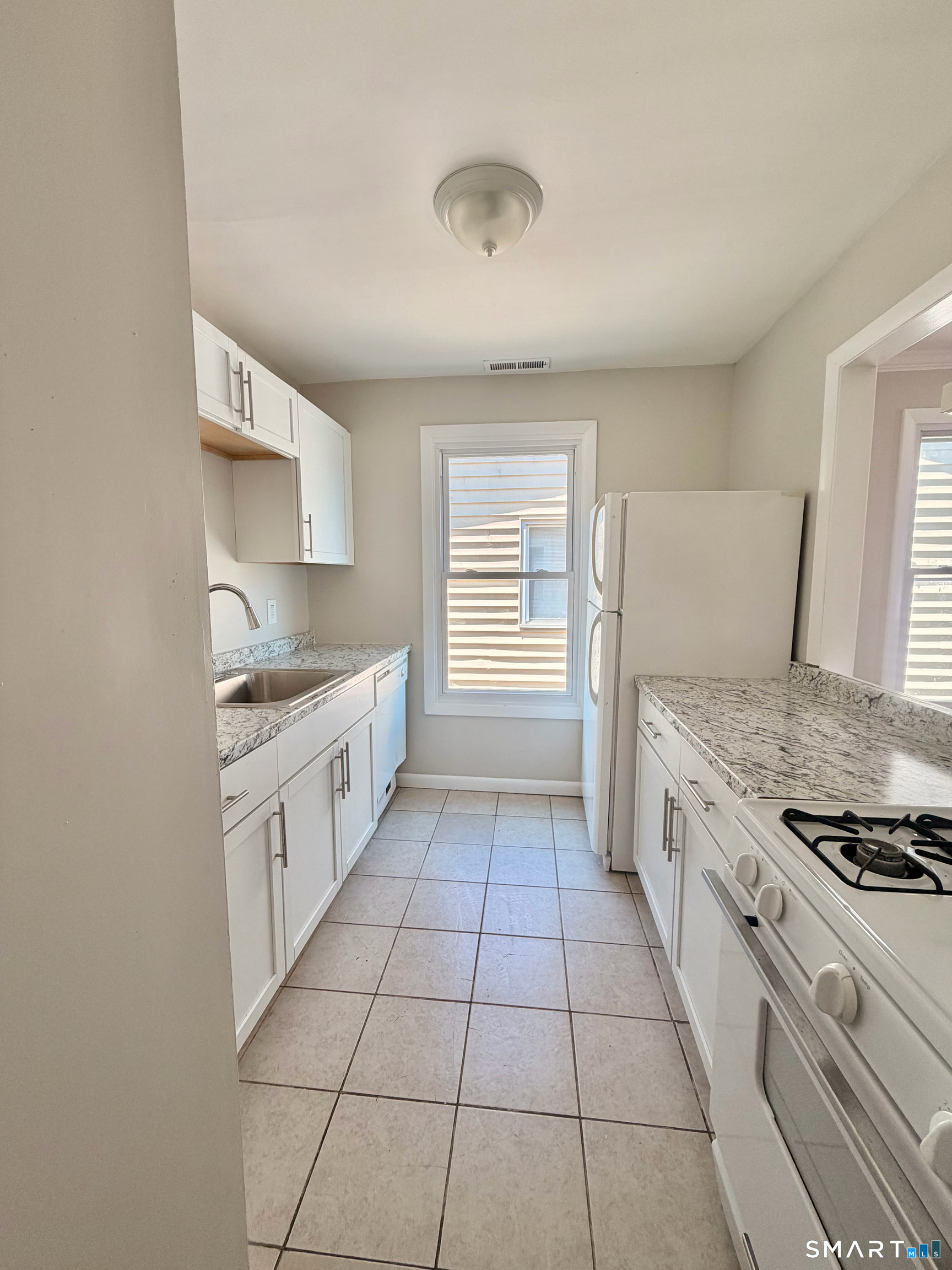 736 Savin Avenue West Haven CT 06516