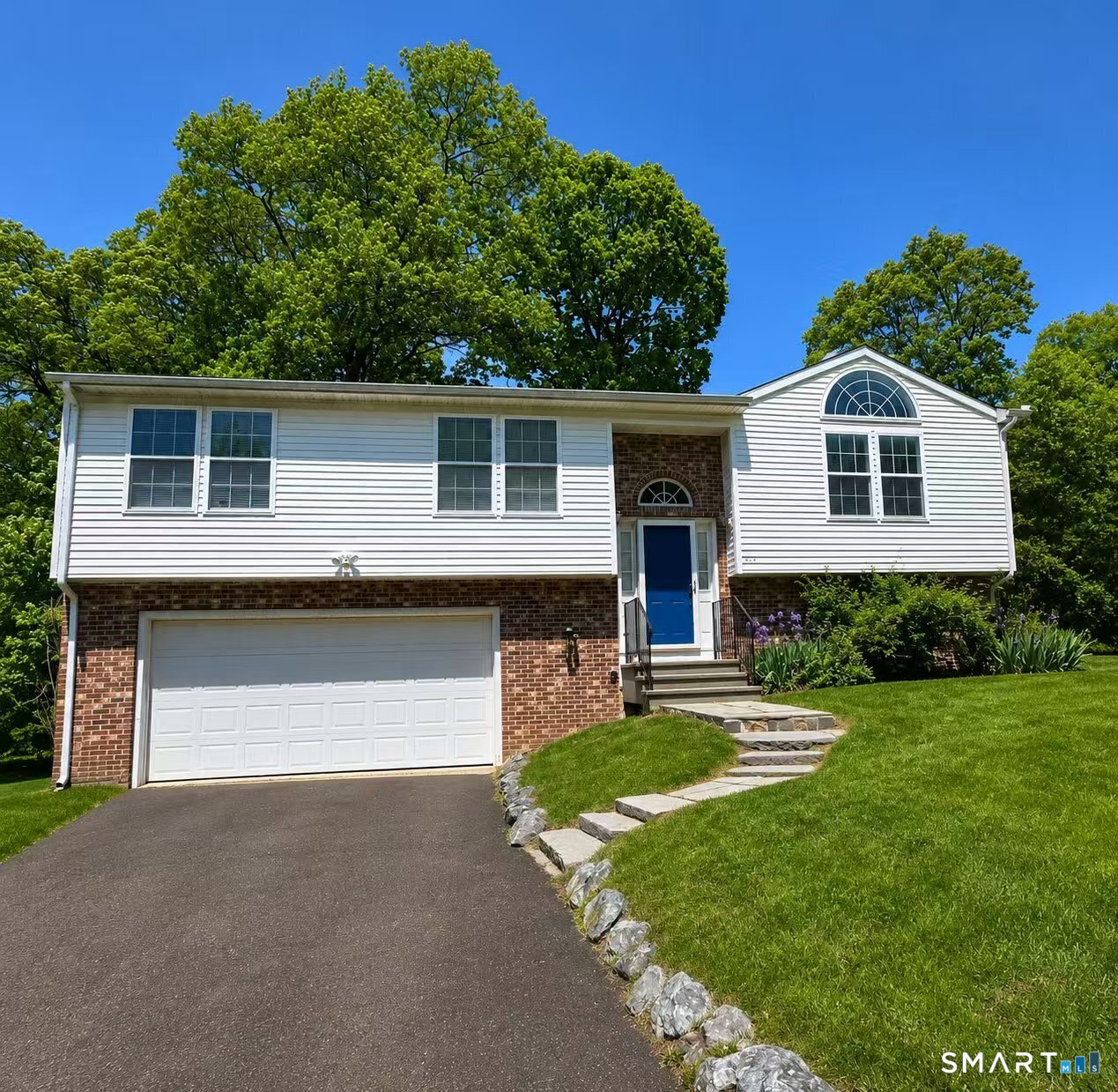 374 Stevenson Road New Haven CT 06515