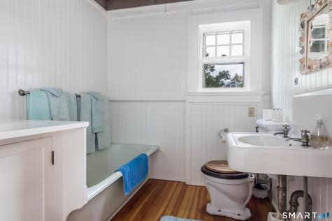 15 Willard Avenue Madison CT 06443