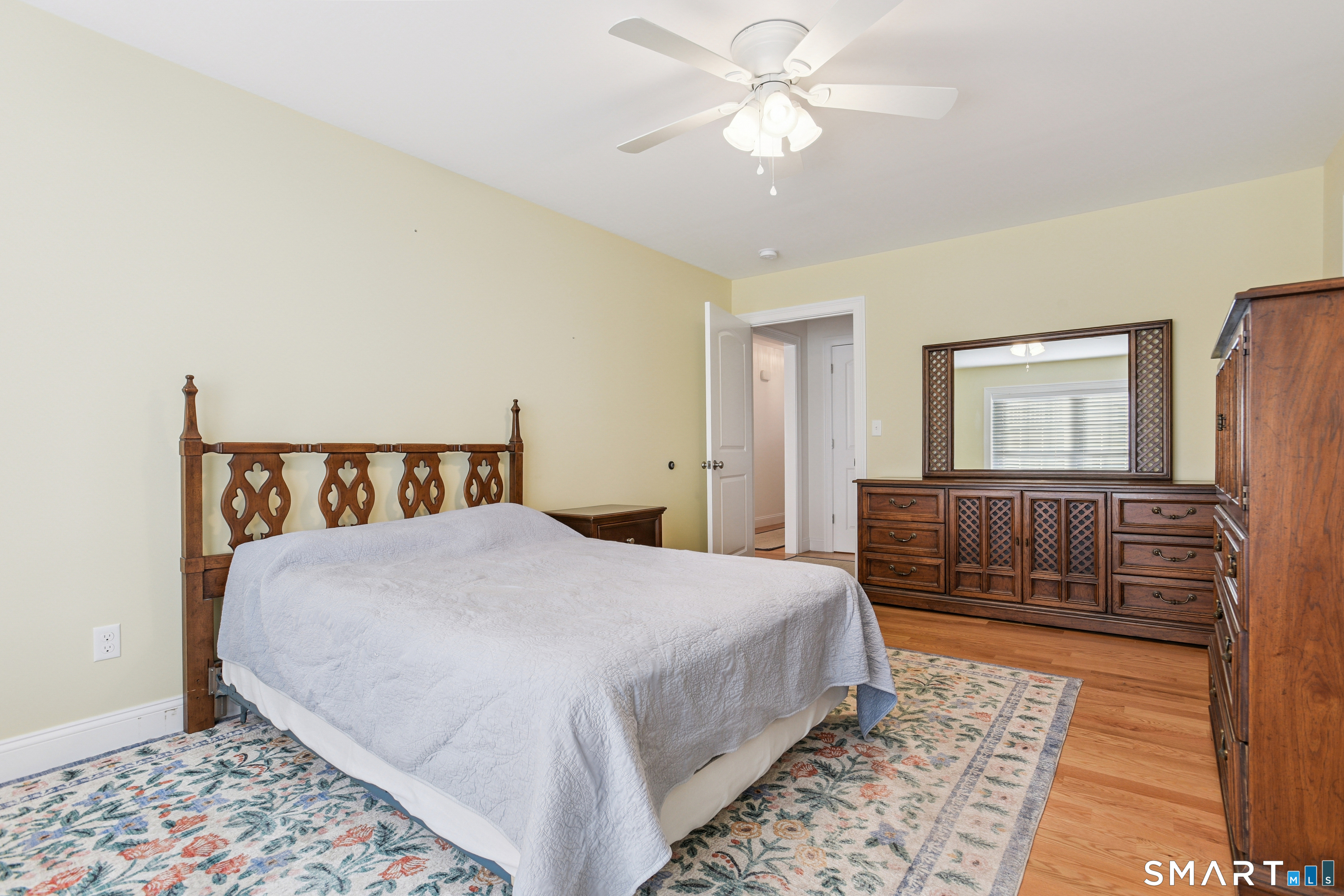 90 Applegate Southington CT 06489