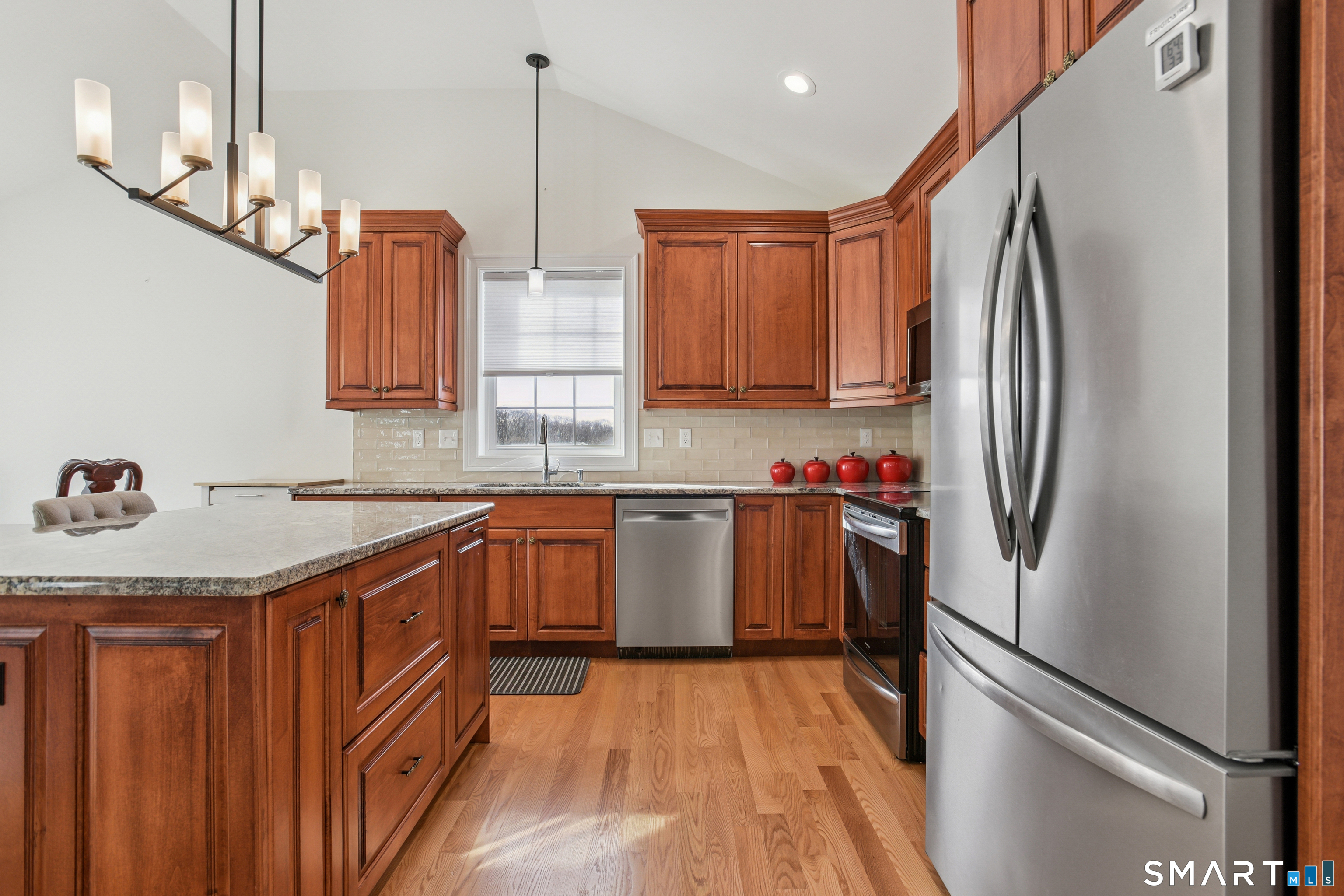 90 Applegate Southington CT 06489