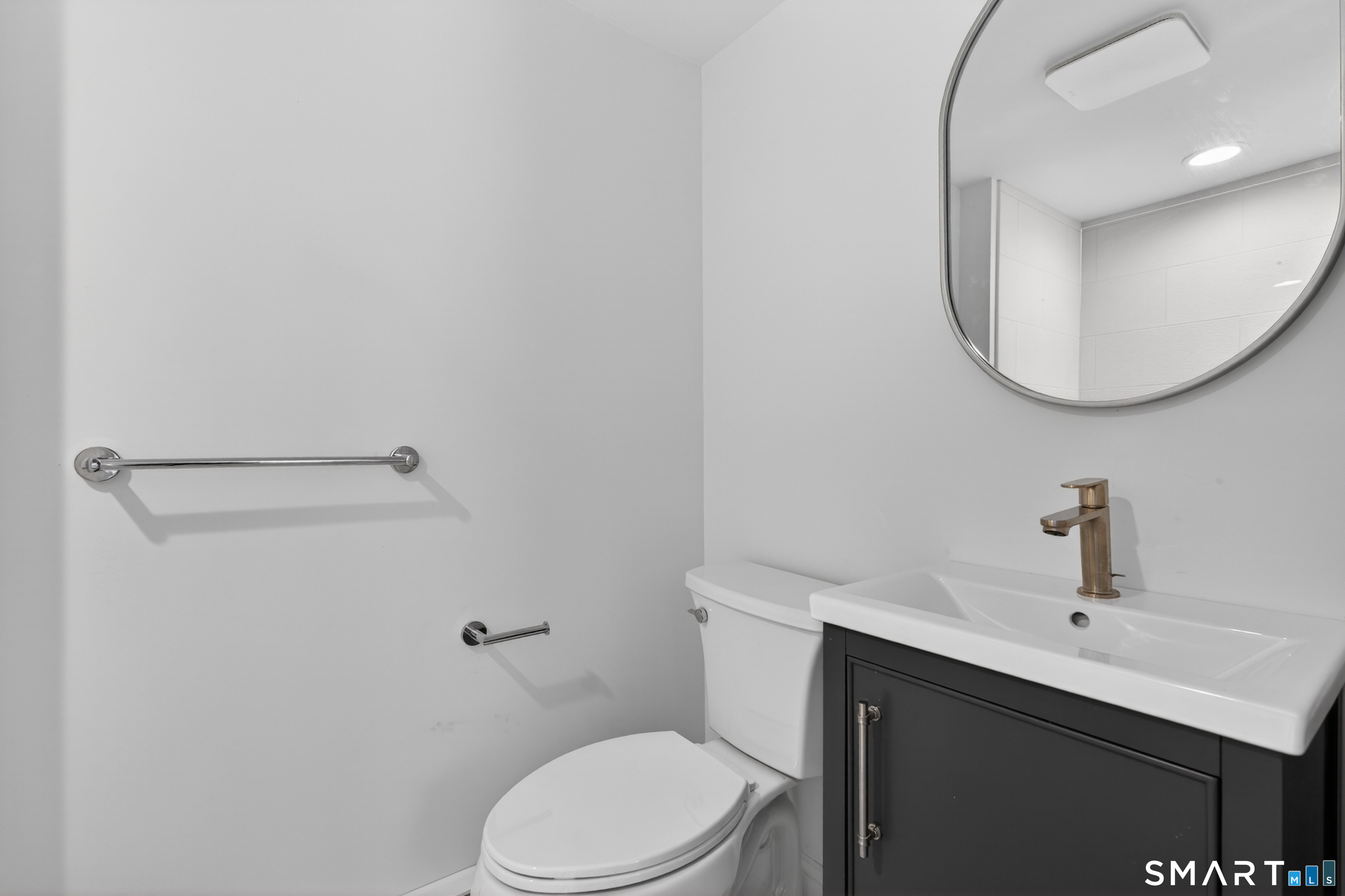 138 Bank Street New London CT 06320