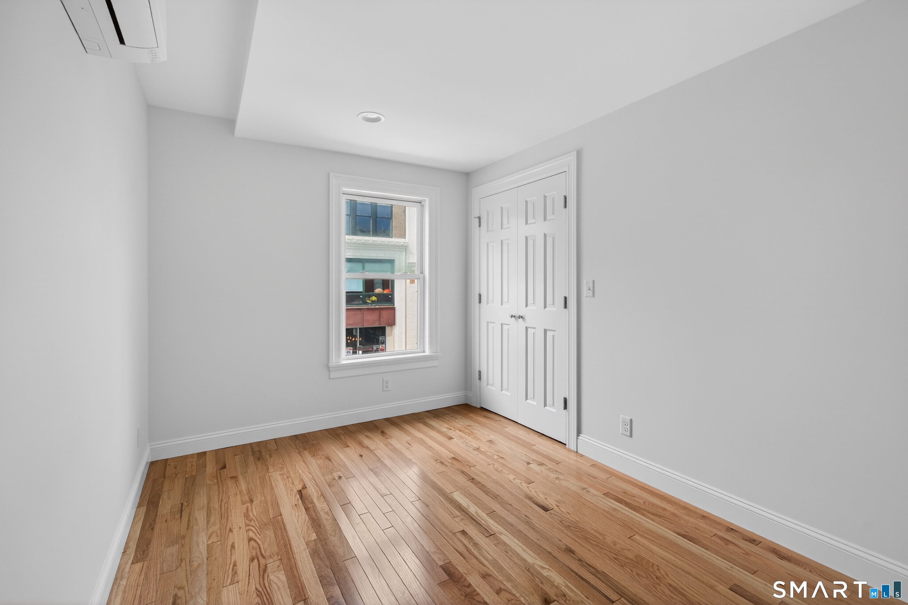 138 Bank Street New London CT 06320